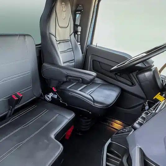 kenworth-t380-t480-seating